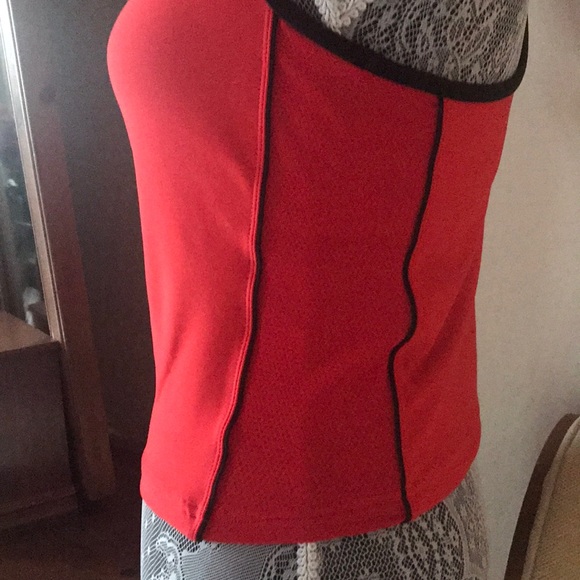 Nike gorgeous red tank top.Spandex bra attached - Picture 4 of 5